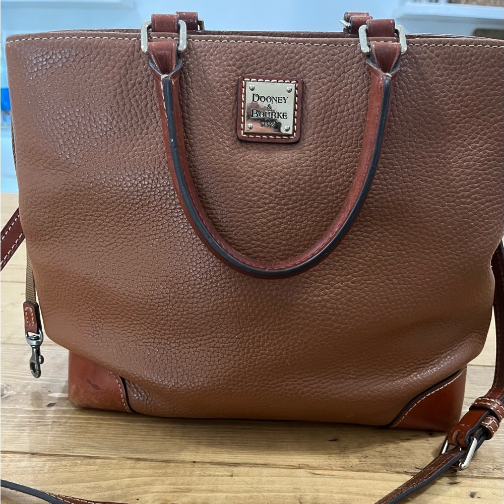 Dooney & Bourke leather handbag
